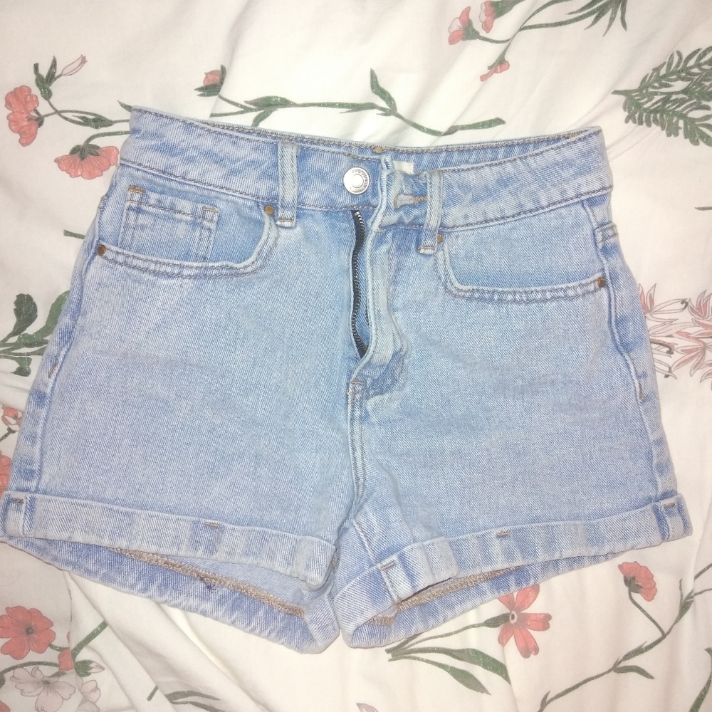 Pacsun mom shorts, size 23, light blue